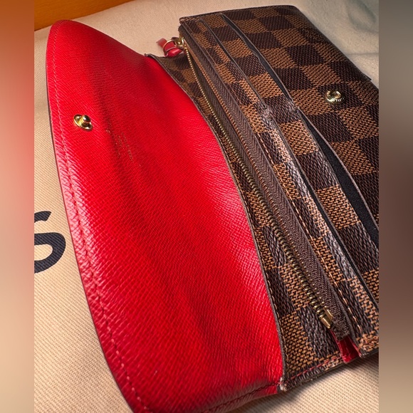 Louis Vuitton — Damier Ebene Emilie Wallet ❣️ AUTHENTIC/EUC✨ - Picture 16 of 16